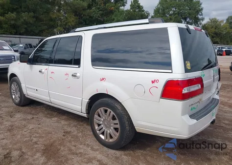 2012 Lincoln Navigator L z USA, uszkodzony, nr VIN 5LMJJ3H58CEL07211